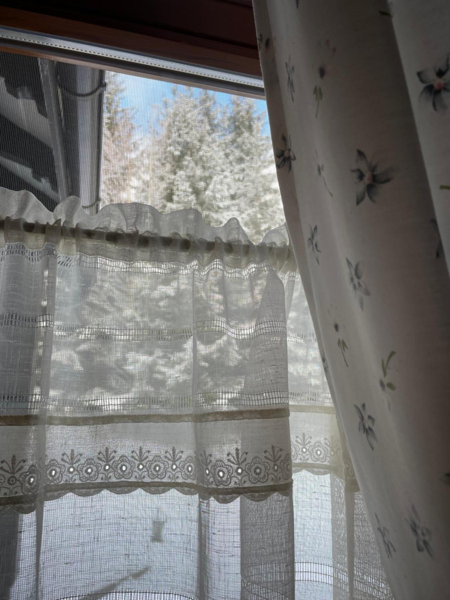 Relaxation In Guta Гута Покращене Шале Dış mekan fotoğraf